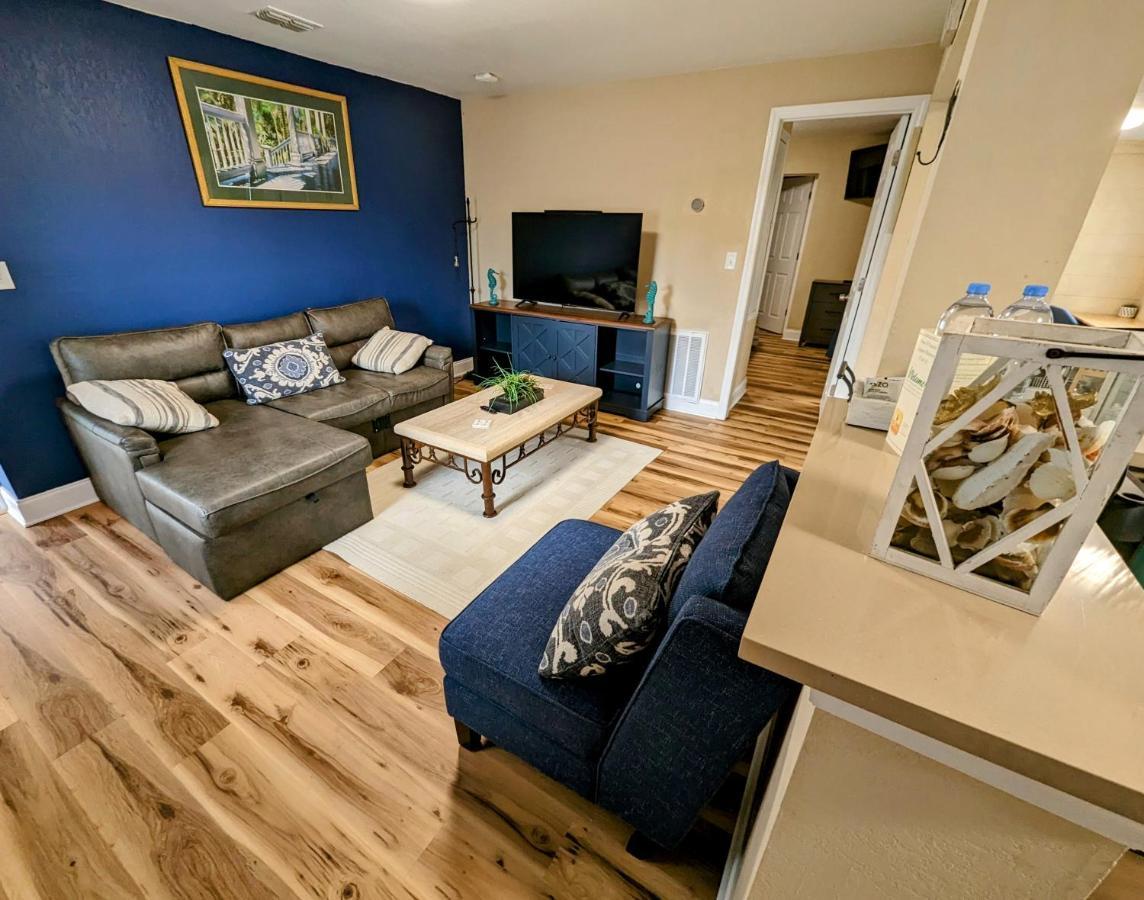 Charming & Cozy Lagoon Retreat - Steps From River - Parking Titusville Exterior photo